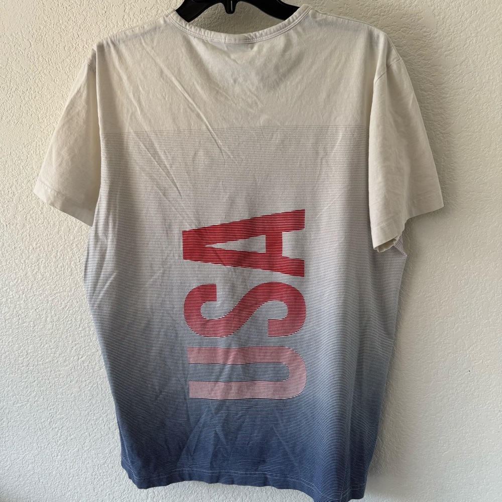 Hugo Boss Red and Blue Gradient USA Tee Men’s XXL